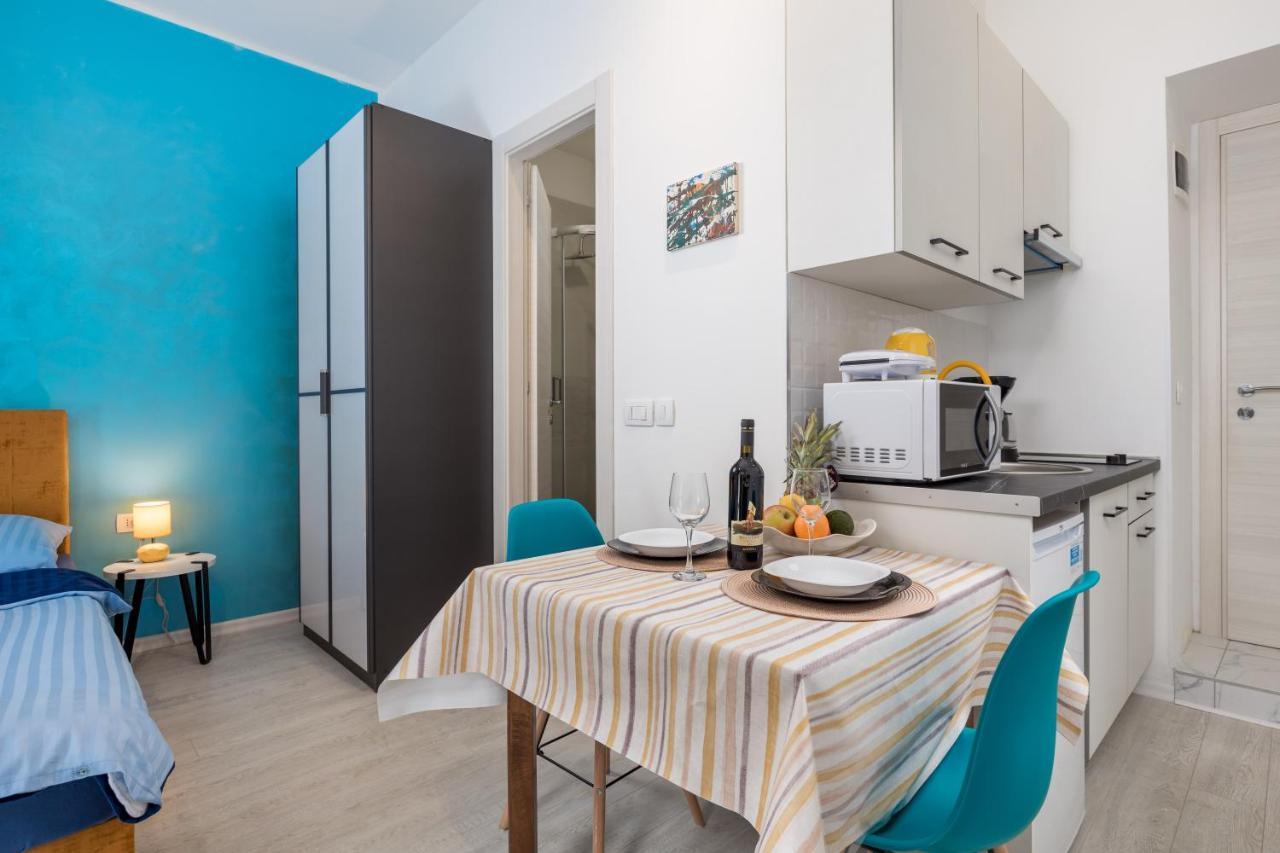Studio Apartments Fran'S Риека Экстерьер фото