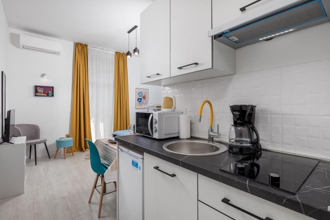 Studio Apartments Fran'S Риека Экстерьер фото