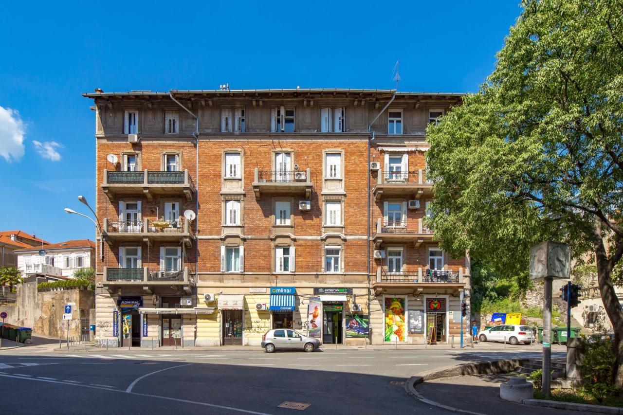 Studio Apartments Fran'S Риека Экстерьер фото
