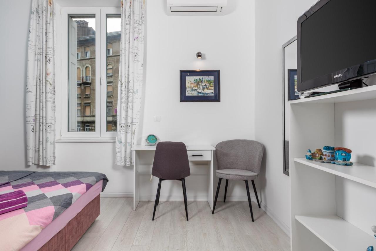 Studio Apartments Fran'S Риека Экстерьер фото